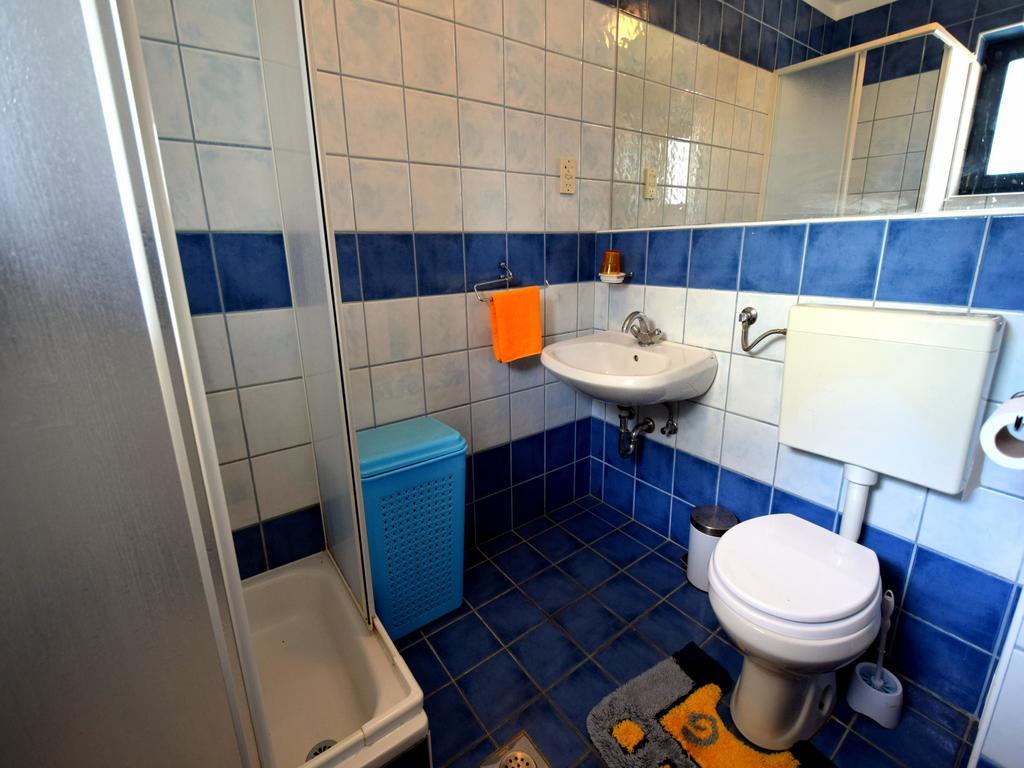 Apartment Oresic Malinska Buitenkant foto